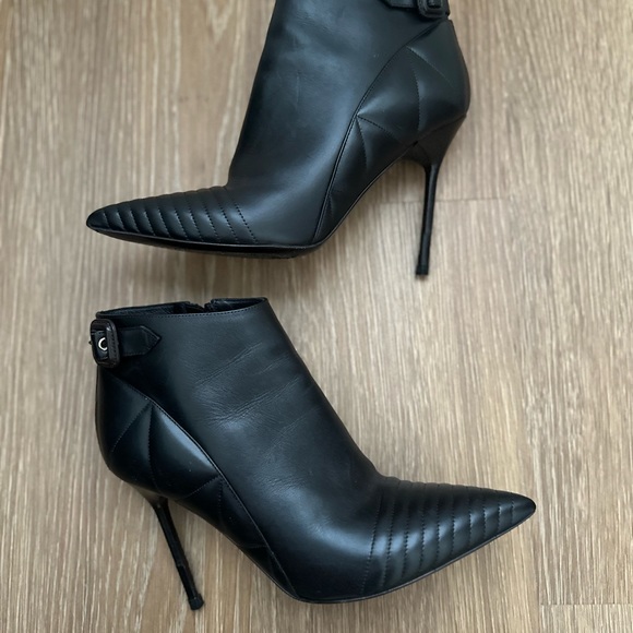 Burberry ankle boot - Picture 4 of 6